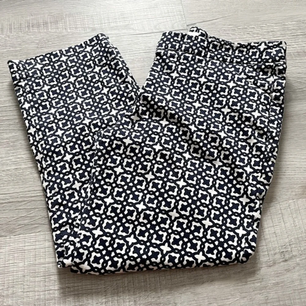 Laundry by Shelli Segal cropped pants size 10